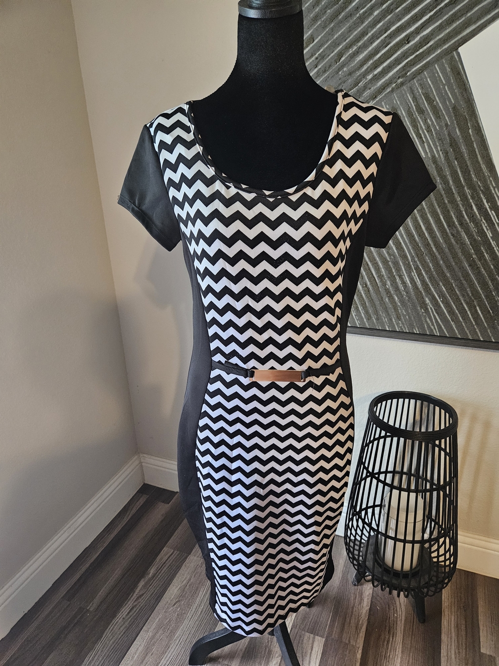 ANDREA FENZI Black and White Chevron Midi Dress